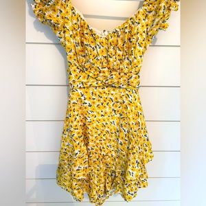 Romper yellow flower print with tie waste